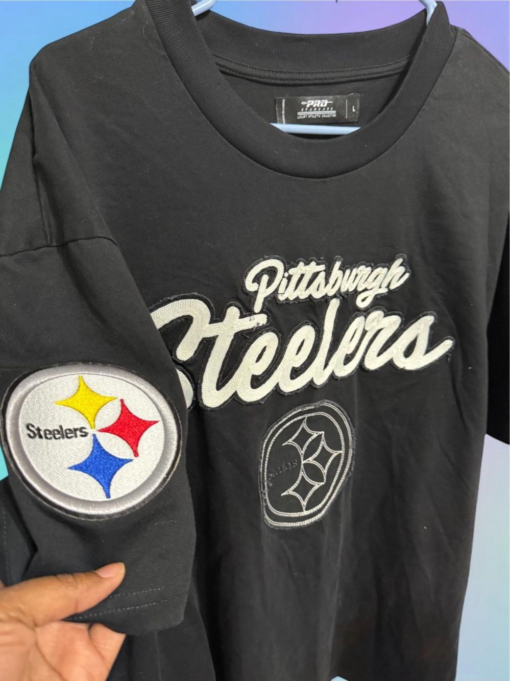 Men’s Distressed Embroidered Black Pittsburgh Steelers Pro Standard Tshirt